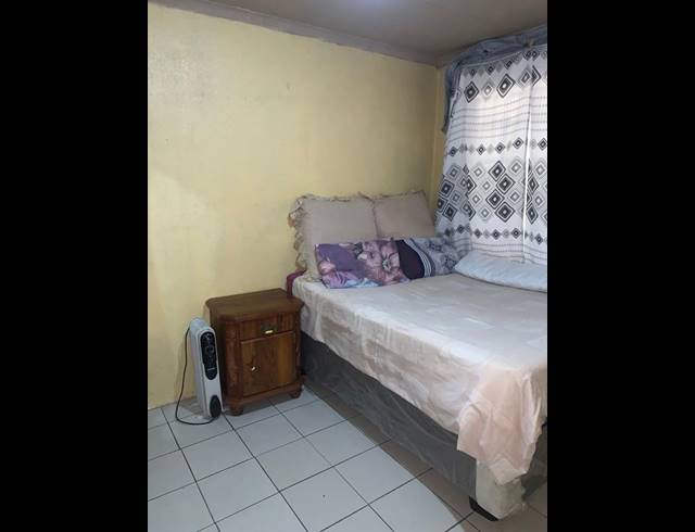 2 BEDROOM PROPERTY TO RENT IN RABIE RIDGE